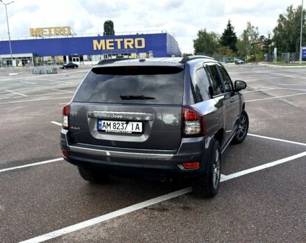 Сірий Джип Compass, об'ємом двигуна 2.4 л та пробігом 146 тис. км за 9600 $, фото 3 на Automoto.ua