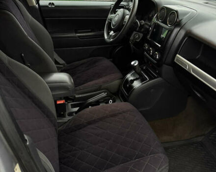 Сірий Джип Compass, об'ємом двигуна 2 л та пробігом 125 тис. км за 11200 $, фото 9 на Automoto.ua