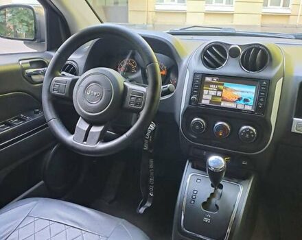 Сірий Джип Compass, об'ємом двигуна 2 л та пробігом 172 тис. км за 9997 $, фото 38 на Automoto.ua