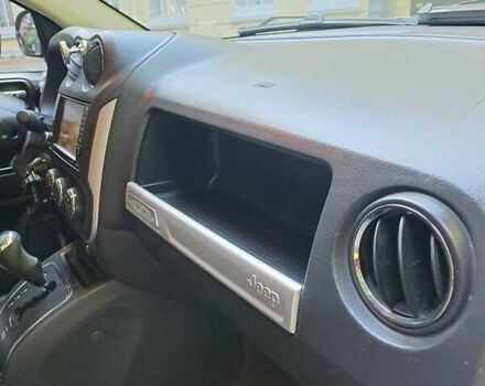 Сірий Джип Compass, об'ємом двигуна 2 л та пробігом 172 тис. км за 9997 $, фото 35 на Automoto.ua