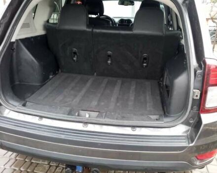 Серый Джип Компас, объемом двигателя 2.4 л и пробегом 97 тыс. км за 12000 $, фото 6 на Automoto.ua