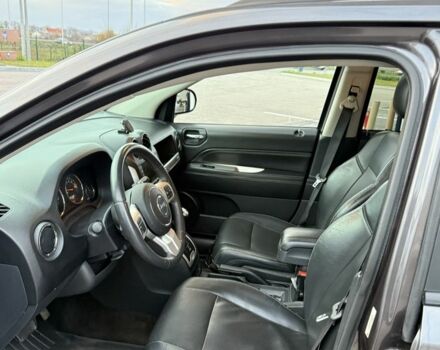 Серый Джип Компас, объемом двигателя 2.4 л и пробегом 95 тыс. км за 10999 $, фото 7 на Automoto.ua