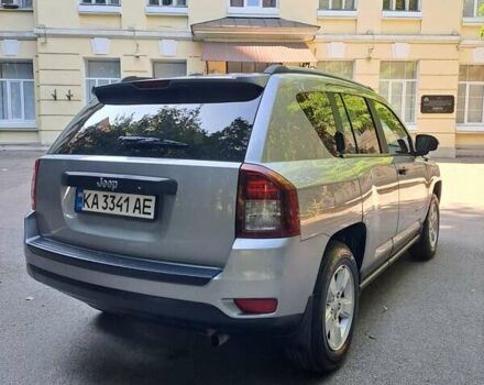 Сірий Джип Compass, об'ємом двигуна 2 л та пробігом 172 тис. км за 9997 $, фото 1 на Automoto.ua