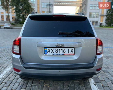 Сірий Джип Compass, об'ємом двигуна 2 л та пробігом 163 тис. км за 9300 $, фото 5 на Automoto.ua