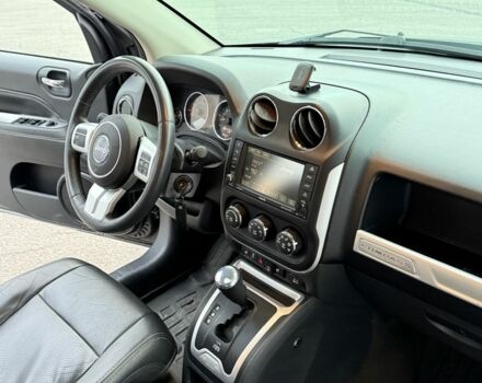 Серый Джип Компас, объемом двигателя 2.4 л и пробегом 95 тыс. км за 10999 $, фото 13 на Automoto.ua