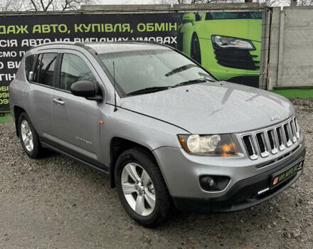 Сірий Джип Compass, об'ємом двигуна 2 л та пробігом 125 тис. км за 11200 $, фото 2 на Automoto.ua