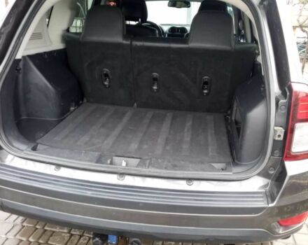 Серый Джип Компас, объемом двигателя 2.4 л и пробегом 97 тыс. км за 12000 $, фото 7 на Automoto.ua