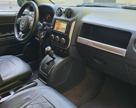 Сірий Джип Compass, об'ємом двигуна 2 л та пробігом 172 тис. км за 9997 $, фото 32 на Automoto.ua