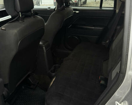 Сірий Джип Compass, об'ємом двигуна 2 л та пробігом 125 тис. км за 11200 $, фото 8 на Automoto.ua