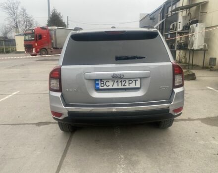 Серый Джип Компас, объемом двигателя 2.4 л и пробегом 183 тыс. км за 10300 $, фото 2 на Automoto.ua