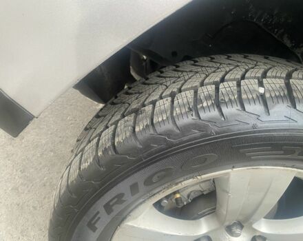 Серый Джип Компас, объемом двигателя 2.4 л и пробегом 183 тыс. км за 10300 $, фото 5 на Automoto.ua