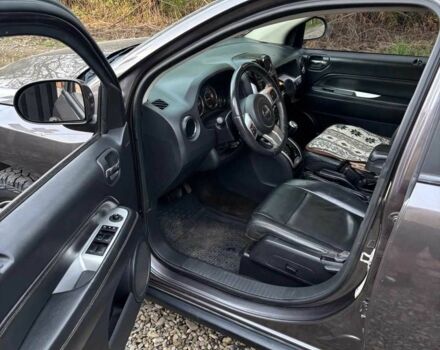 Сірий Джип Compass, об'ємом двигуна 2.4 л та пробігом 160 тис. км за 10700 $, фото 5 на Automoto.ua