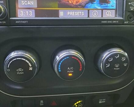 Сірий Джип Compass, об'ємом двигуна 2 л та пробігом 172 тис. км за 9997 $, фото 24 на Automoto.ua