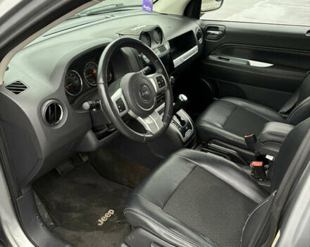 Серый Джип Компас, объемом двигателя 2.36 л и пробегом 189 тыс. км за 10700 $, фото 10 на Automoto.ua