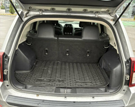 Серый Джип Компас, объемом двигателя 2.36 л и пробегом 189 тыс. км за 10700 $, фото 15 на Automoto.ua