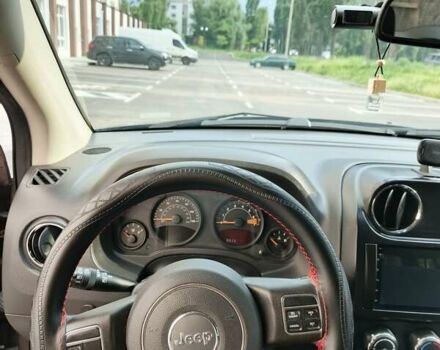 Серый Джип Компас, объемом двигателя 2.4 л и пробегом 152 тыс. км за 12500 $, фото 4 на Automoto.ua