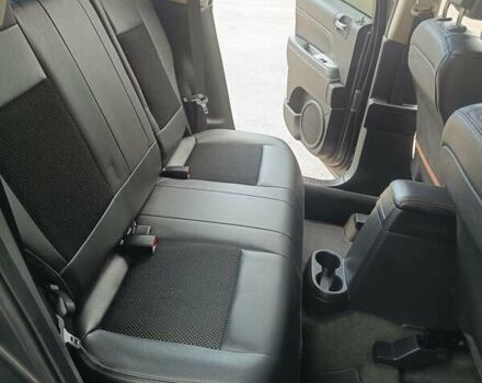Сірий Джип Compass, об'ємом двигуна 2.36 л та пробігом 100 тис. км за 12000 $, фото 21 на Automoto.ua