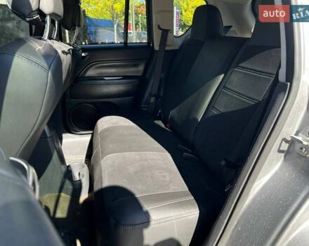 Серый Джип Компас, объемом двигателя 2.36 л и пробегом 163 тыс. км за 11990 $, фото 8 на Automoto.ua