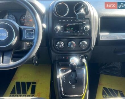Сірий Джип Compass, об'ємом двигуна 2.36 л та пробігом 113 тис. км за 10900 $, фото 41 на Automoto.ua