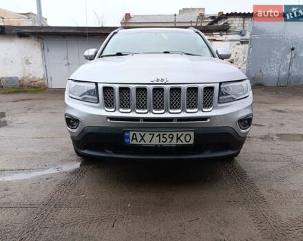 Серый Джип Компас, объемом двигателя 2.36 л и пробегом 146 тыс. км за 11900 $, фото 3 на Automoto.ua