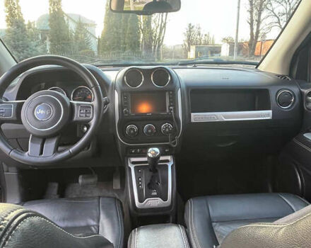 Сірий Джип Compass, об'ємом двигуна 2.4 л та пробігом 120 тис. км за 11700 $, фото 9 на Automoto.ua