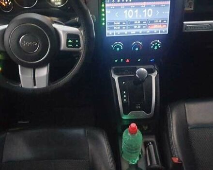 Серый Джип Компас, объемом двигателя 2.36 л и пробегом 140 тыс. км за 10555 $, фото 8 на Automoto.ua