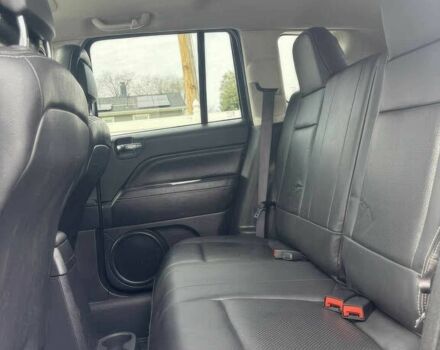 Серый Джип Компас, объемом двигателя 2.4 л и пробегом 72 тыс. км за 11800 $, фото 10 на Automoto.ua