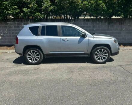 Серый Джип Компас, объемом двигателя 2.4 л и пробегом 73 тыс. км за 12800 $, фото 7 на Automoto.ua