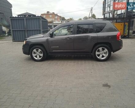 Серый Джип Компас, объемом двигателя 2.36 л и пробегом 130 тыс. км за 11200 $, фото 4 на Automoto.ua