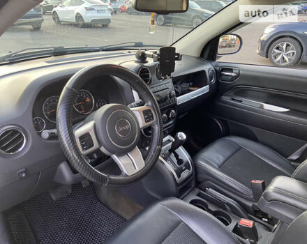 Серый Джип Компас, объемом двигателя 2.36 л и пробегом 225 тыс. км за 12500 $, фото 7 на Automoto.ua