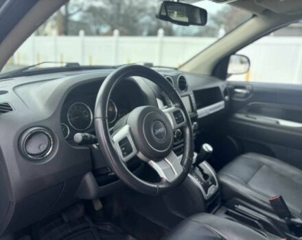 Серый Джип Компас, объемом двигателя 2.4 л и пробегом 72 тыс. км за 11800 $, фото 7 на Automoto.ua