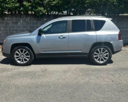 Серый Джип Компас, объемом двигателя 2.4 л и пробегом 73 тыс. км за 12800 $, фото 3 на Automoto.ua