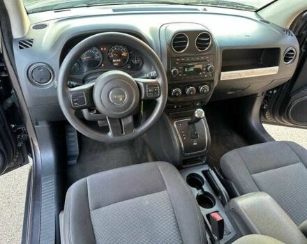 Сірий Джип Compass, об'ємом двигуна 2.4 л та пробігом 47 тис. км за 2300 $, фото 4 на Automoto.ua