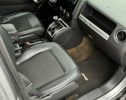 Серый Джип Компас, объемом двигателя 2.36 л и пробегом 189 тыс. км за 10700 $, фото 12 на Automoto.ua