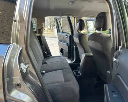 Сірий Джип Compass, об'ємом двигуна 2.4 л та пробігом 47 тис. км за 2300 $, фото 8 на Automoto.ua