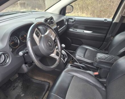 Сірий Джип Compass, об'ємом двигуна 2.4 л та пробігом 3 тис. км за 10400 $, фото 4 на Automoto.ua