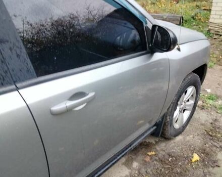 Джип Compass 2016 у Харкові на Automoto.ua Сірий Джип Compass, об'ємом двигуна 2.36 л та пробігом 160 тис. км за 12000 $, фото 5 на Automoto.ua