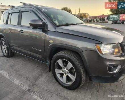 Джип Компас 2016 в Павлограде на Automoto.ua Серый Джип Компас, объемом двигателя 2.36 л и пробегом 114 тыс. км за 11100 $, фото 2 на Automoto.ua