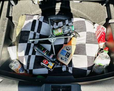Сірий Джип Compass, об'ємом двигуна 2 л та пробігом 117 тис. км за 11200 $, фото 14 на Automoto.ua