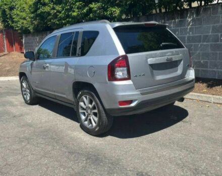 Серый Джип Компас, объемом двигателя 2.4 л и пробегом 73 тыс. км за 12800 $, фото 4 на Automoto.ua