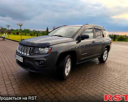 Джип Компас 2016 в Шепетовке на Automoto.ua Серый Джип Компас, объемом двигателя 2.4 л и пробегом 210 тыс. км за 9600 $, фото 1 на Automoto.ua