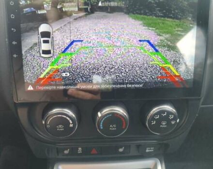 Сірий Джип Compass, об'ємом двигуна 2.36 л та пробігом 181 тис. км за 10500 $, фото 17 на Automoto.ua