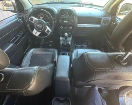 Серый Джип Компас, объемом двигателя 2.4 л и пробегом 73 тыс. км за 12800 $, фото 8 на Automoto.ua