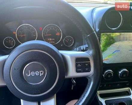 Джип Компас 2016 в Броварах на Automoto.ua Серый Джип Компас, объемом двигателя 2.4 л и пробегом 138 тыс. км за 10500 $, фото 7 на Automoto.ua