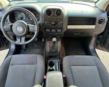 Сірий Джип Compass, об'ємом двигуна 2.4 л та пробігом 47 тис. км за 2300 $, фото 6 на Automoto.ua