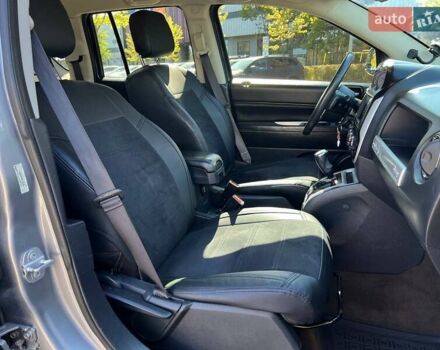 Серый Джип Компас, объемом двигателя 2.36 л и пробегом 163 тыс. км за 11990 $, фото 10 на Automoto.ua