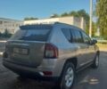 Сірий Джип Compass, об'ємом двигуна 2 л та пробігом 198 тис. км за 10000 $, фото 2 на Automoto.ua