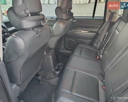 Джип Компас 2016 в Павлограде на Automoto.ua Серый Джип Компас, объемом двигателя 2.36 л и пробегом 114 тыс. км за 11100 $, фото 7 на Automoto.ua