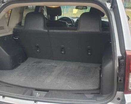 Серый Джип Компас, объемом двигателя 2.36 л и пробегом 140 тыс. км за 10555 $, фото 2 на Automoto.ua