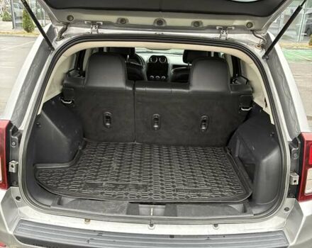 Серый Джип Компас, объемом двигателя 2.36 л и пробегом 189 тыс. км за 10700 $, фото 6 на Automoto.ua